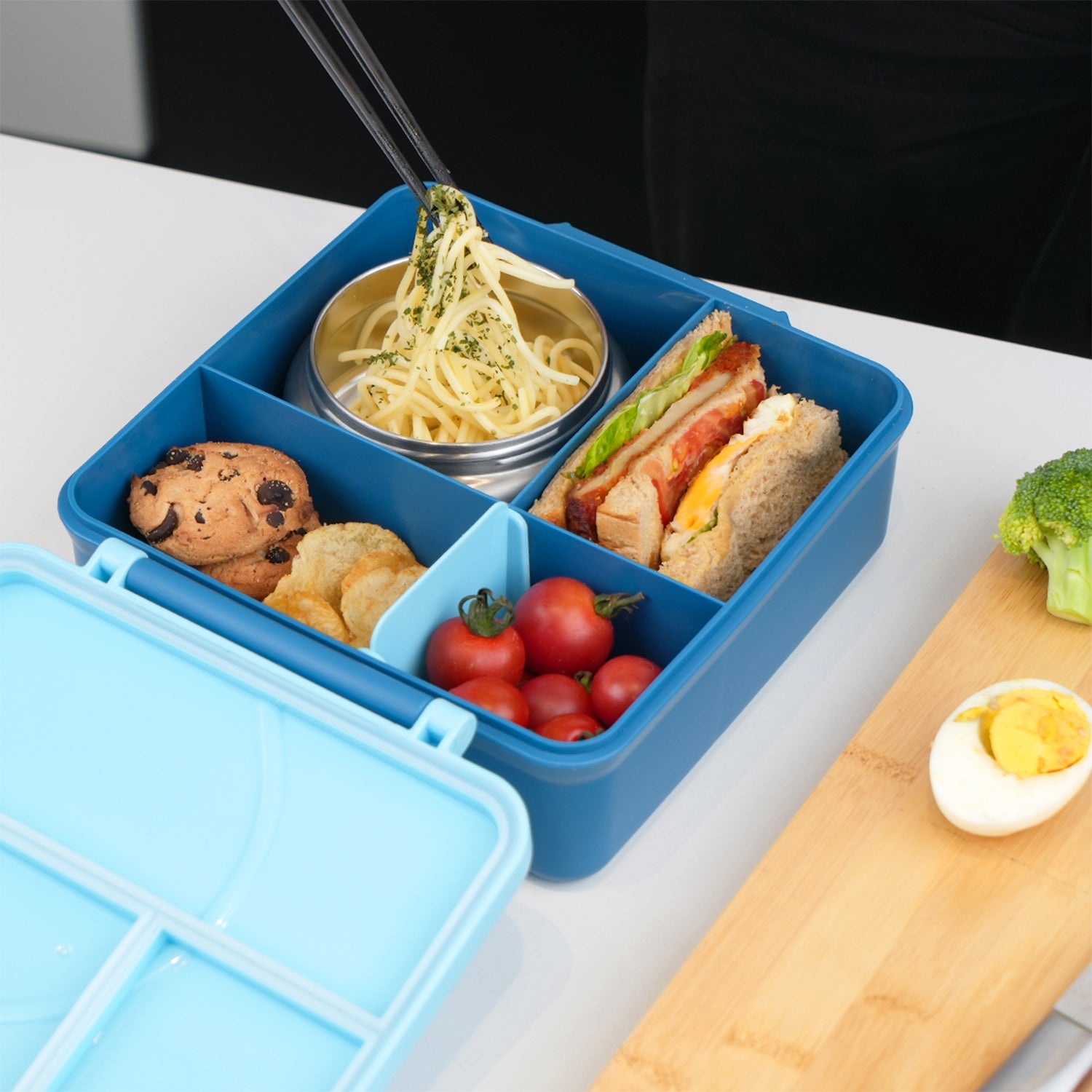 EAZY KIDS Jumbo Bento Lunch Box w/Blue Lunch Bag , Food Jar and Cutlery - Blue