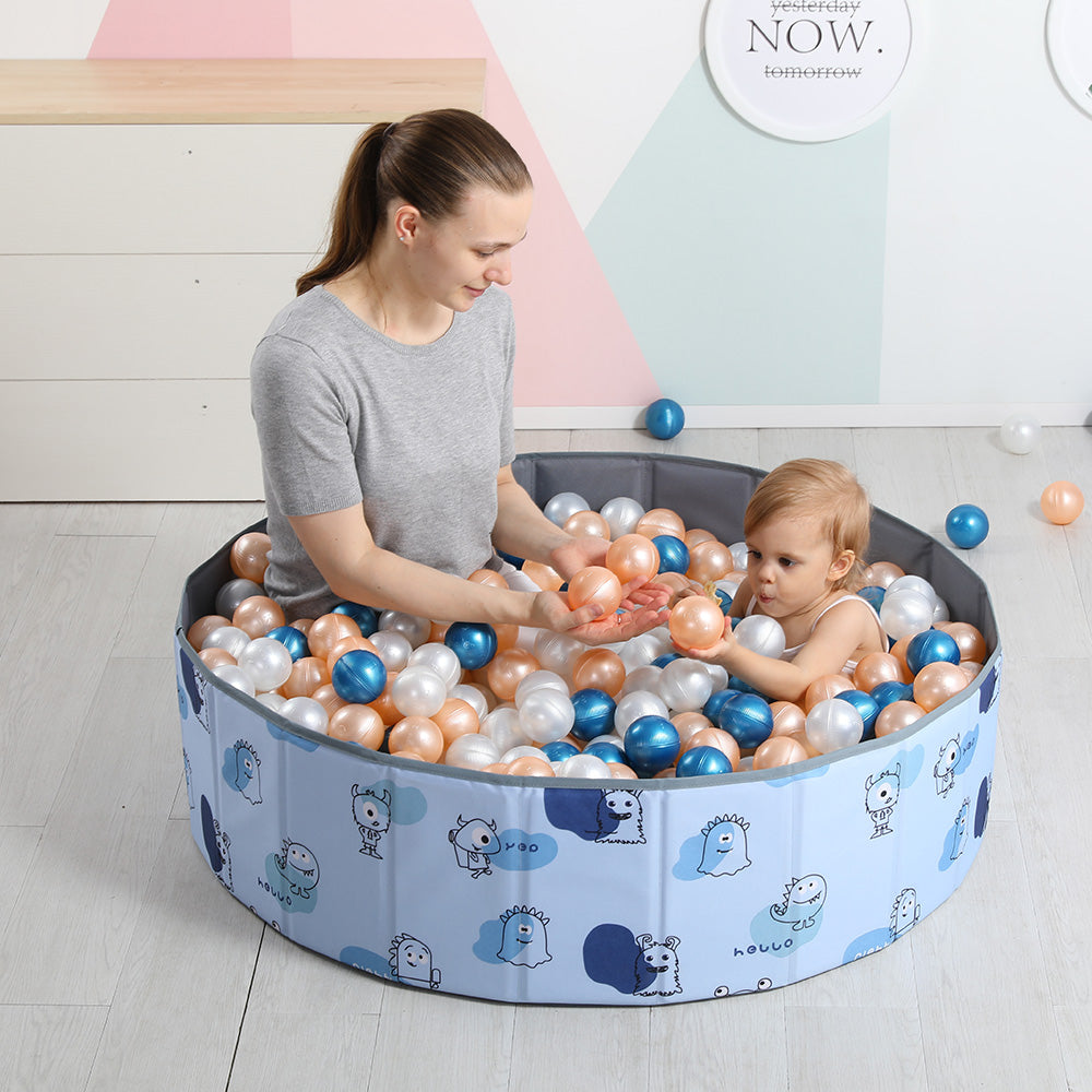 قصة صغيرة - حفرة كرات محمولة مع 90 كرة وحقيبة حمل - متعددة الألوان