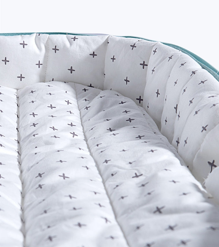 SUNVENO Portable Baby Bed & bag - Sea Green