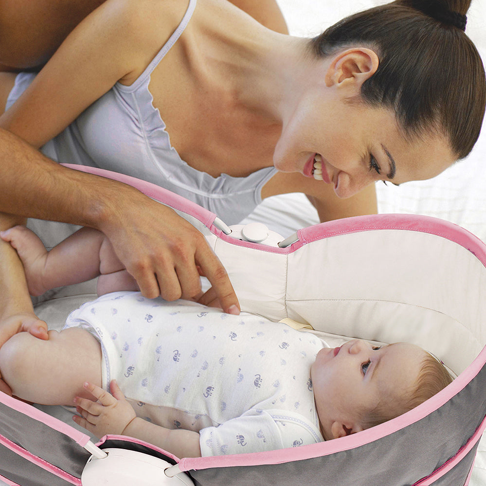 TEKNUM 6 - in - 1 Cozy Rocker Bassinet with Wheels, Awning & Mosquito net - Pink