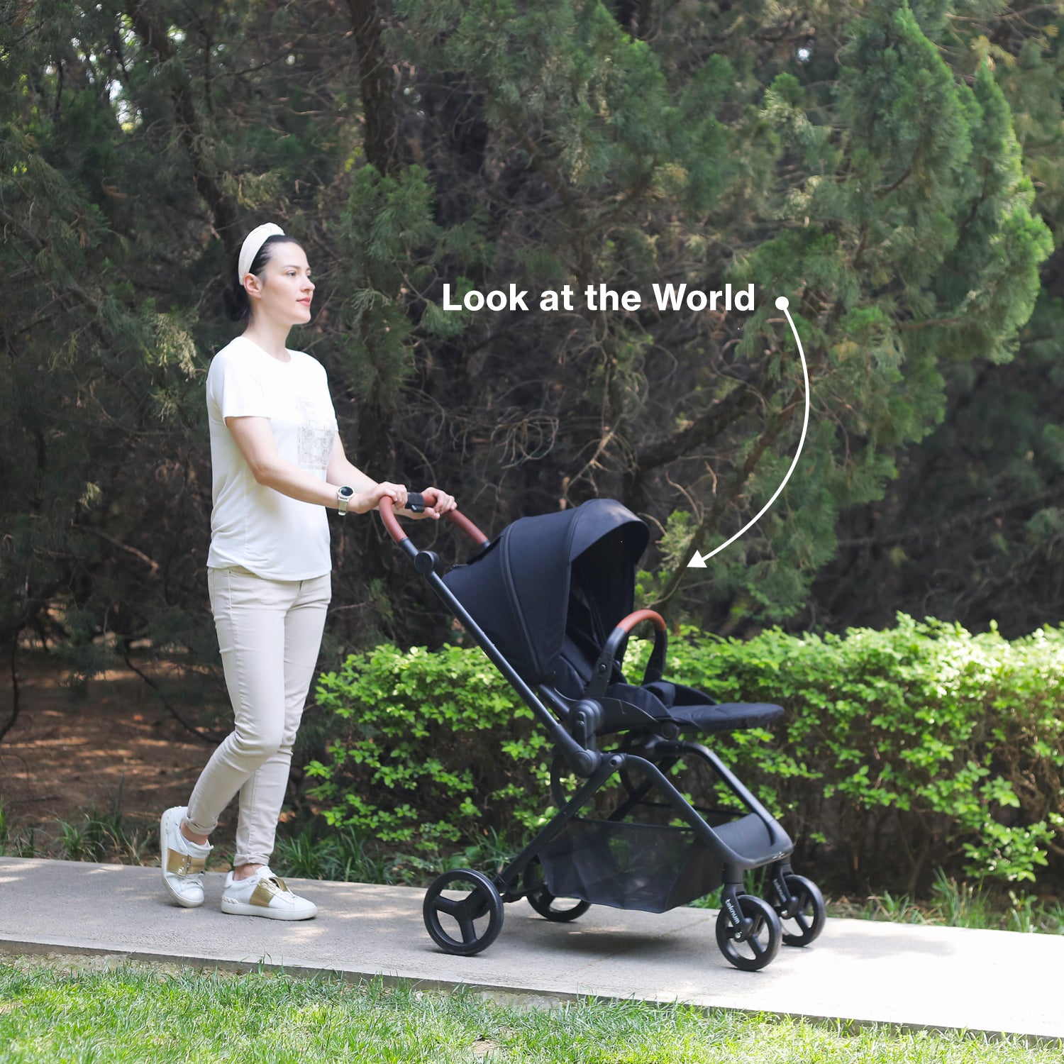 Teknum Stroll 1 Reversible Travel Stroller w/ Diaper Bag Set – Black