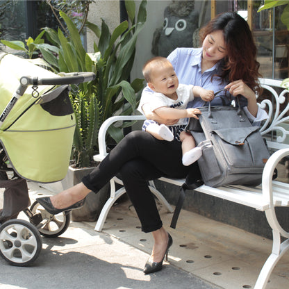 TEKNUM Reversible Look at Me Stroller w/t Diaper Bag & Hooks & Changing Pad - Grey