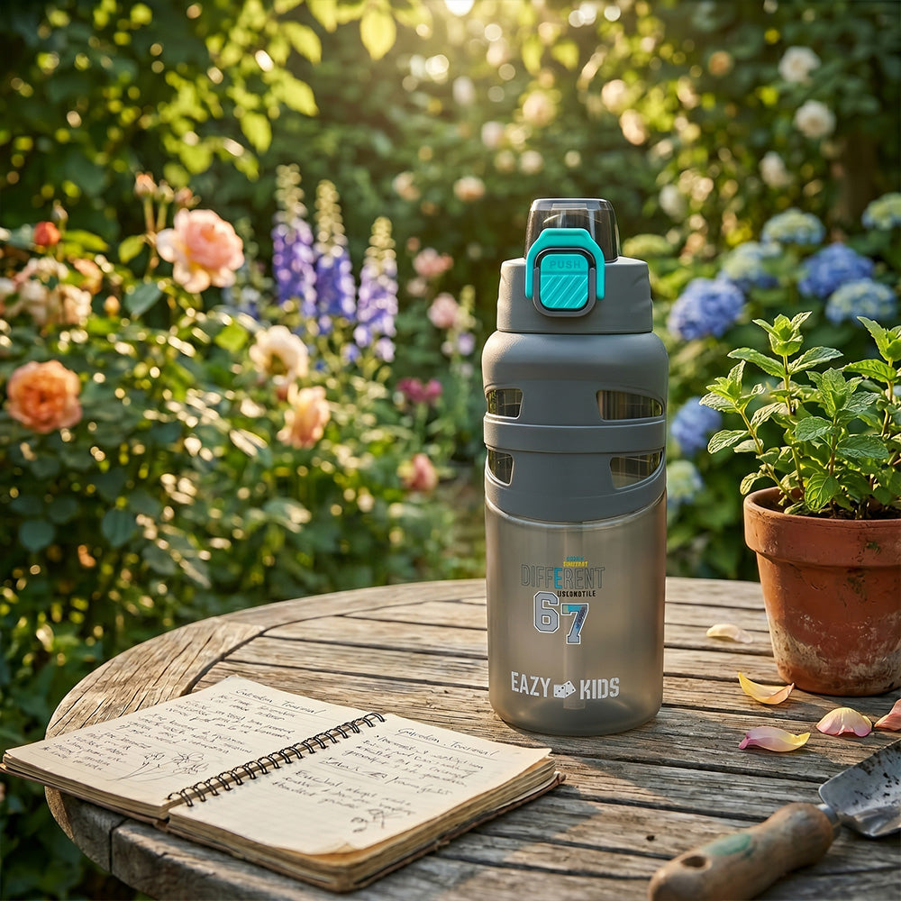 Eazy Kids Personalized Flip Top Water Bottle 750ml – BPA Free Spout & Straw Bottle for Kids, Urban Grey