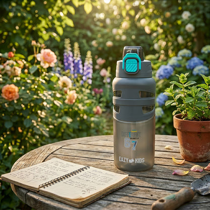 Eazy Kids Personalized Flip Top Water Bottle 750ml – BPA Free Spout & Straw Bottle for Kids, Urban Grey
