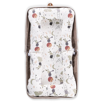 LITTLE STORY - Portable Baby Nest & Lounger Sleeping Pod  - Brown