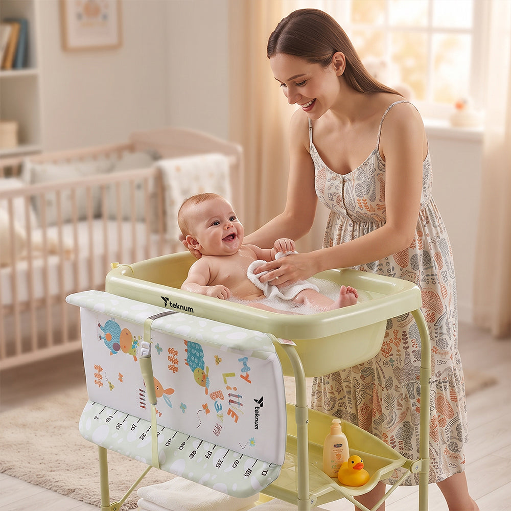 Teknum 2-In-1 Bath Tub & Changing Table - Green