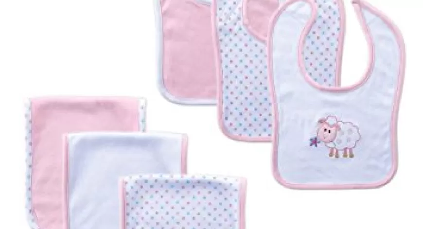 How a Bib or Burp Cloth Can Save the Day for Your Baby