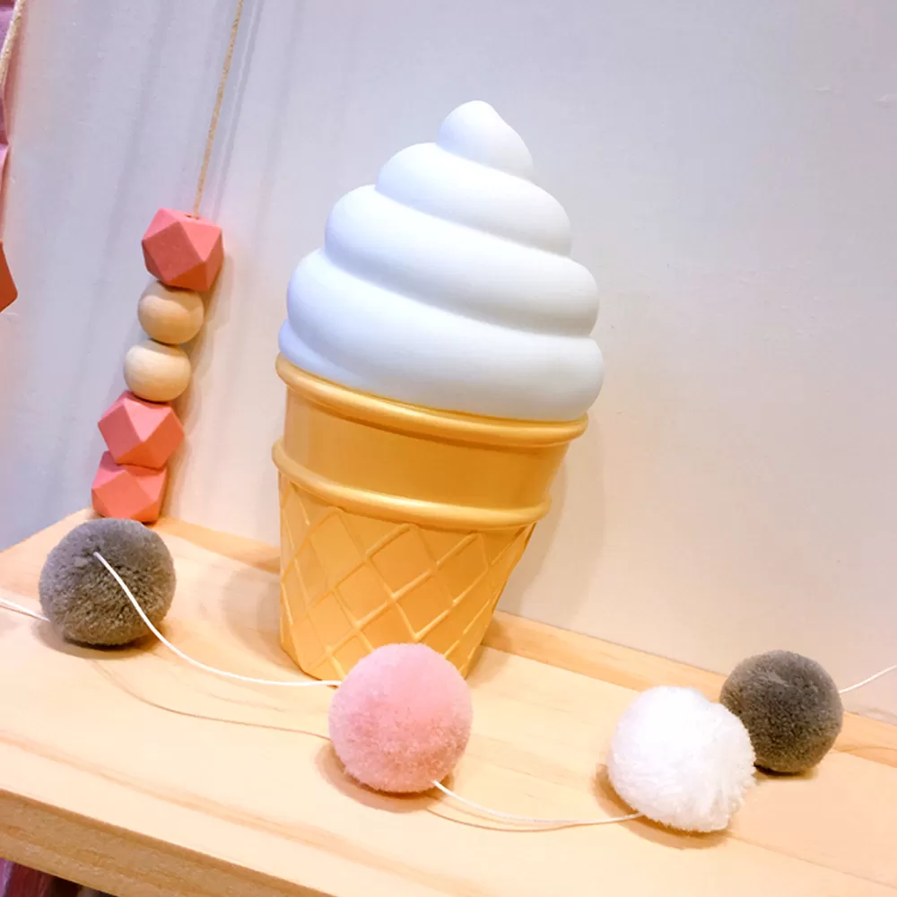 Eazy Kids - Ice Cream Lamp Light - White